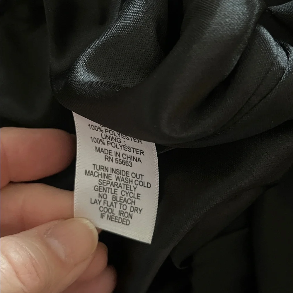 JOIE Black chiffon Pleated lined Skirt-NWT-size Small - Picture 4 of 5